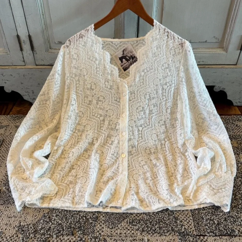 Scalloped Lace Button Front White Blouse Romantic Boho Style, Feminine Top - Picture 5 of 11